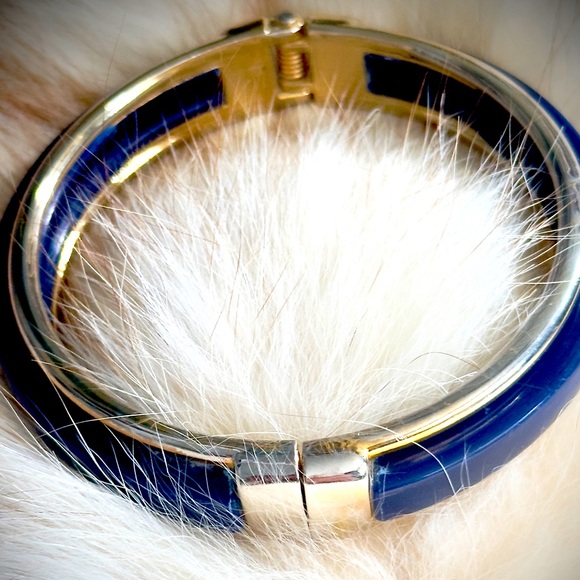 Ladies bracelet - Picture 1 of 2